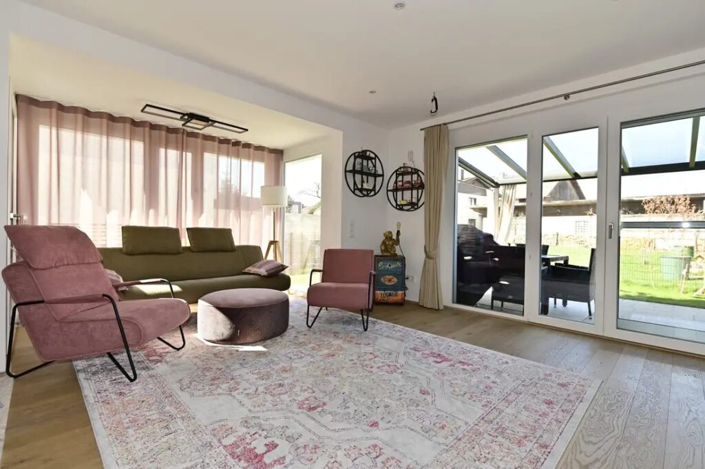 Lindl-Neuwertige-DDH-Kolbermoor-202304-07